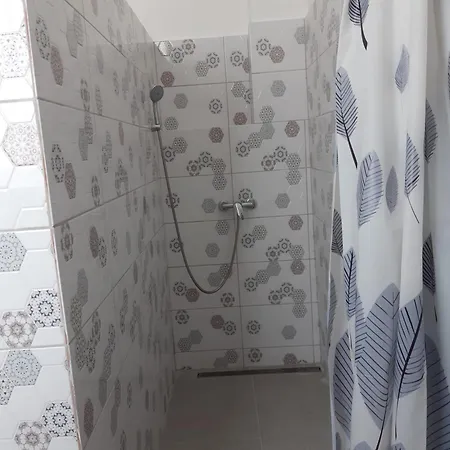 Gradina De Vara Daire